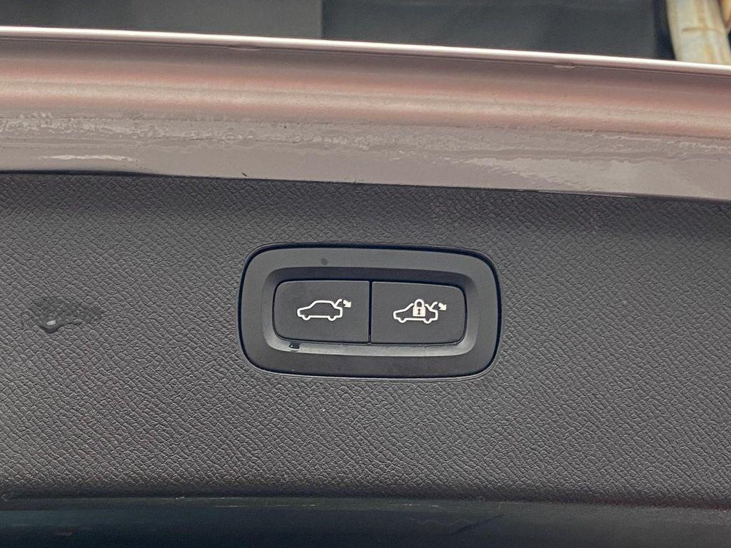 used 2018 Volvo XC90 car, priced at $16,990