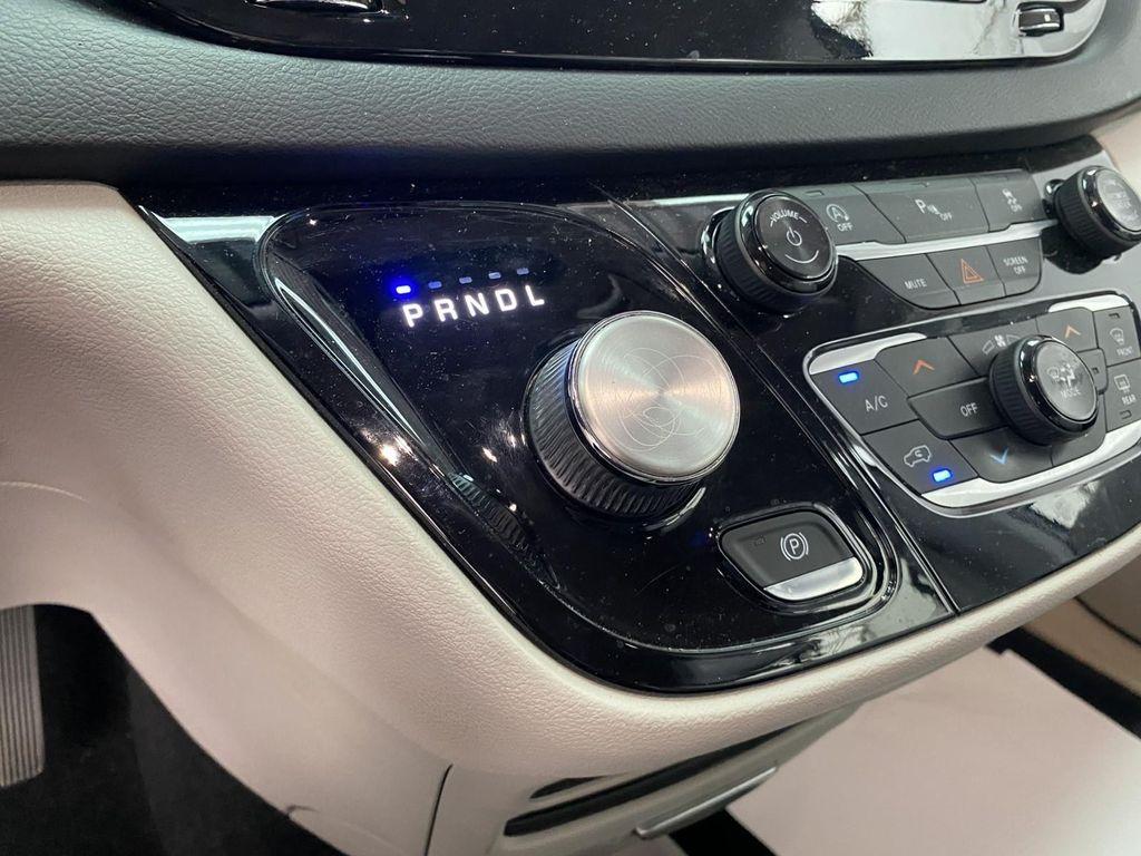 used 2018 Chrysler Pacifica car, priced at $12,488