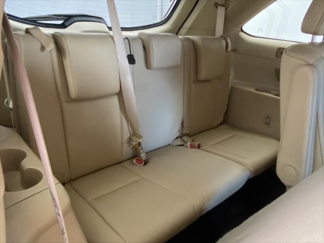 used 2019 Toyota Highlander car, priced at $23,980