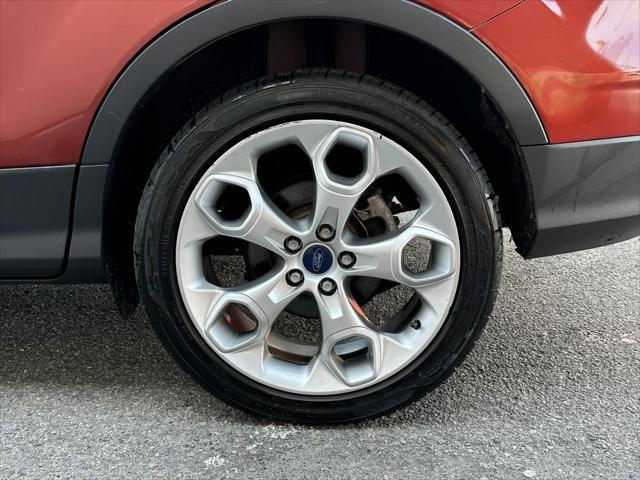 used 2015 Ford Escape car, priced at $9,995