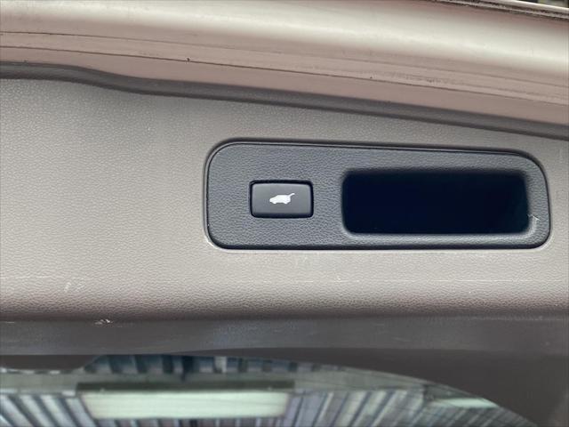 used 2014 Honda Odyssey car, priced at $9,980