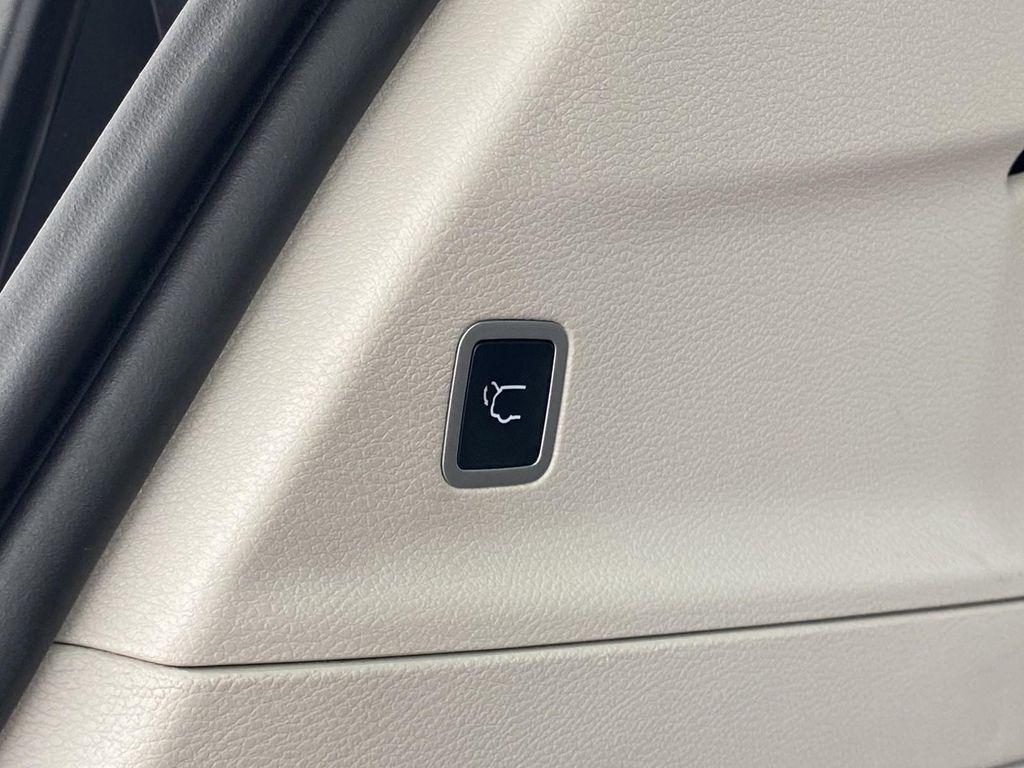 used 2022 Chrysler Pacifica car, priced at $18,988