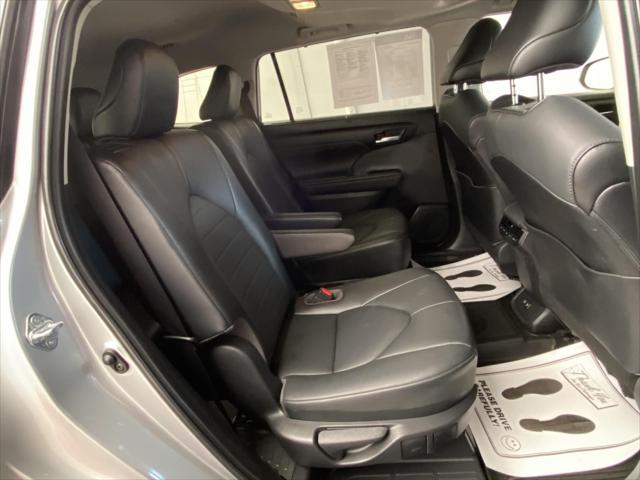used 2021 Toyota Highlander car, priced at $33,980
