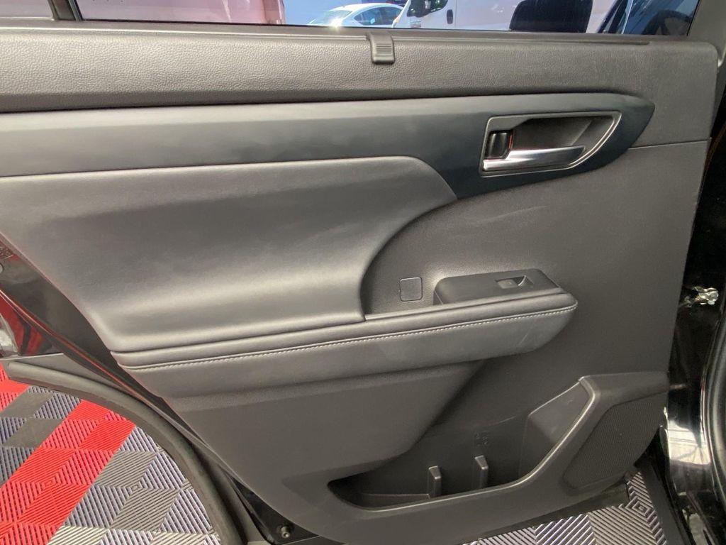 used 2022 Toyota Highlander car, priced at $32,980