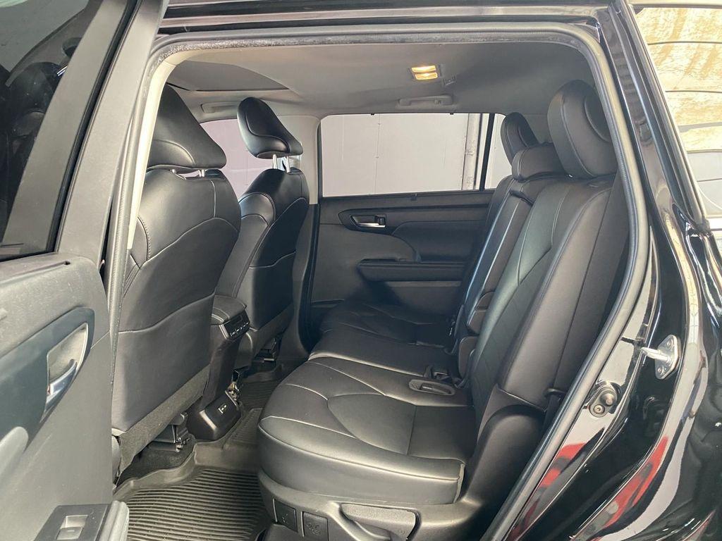 used 2022 Toyota Highlander car, priced at $32,980