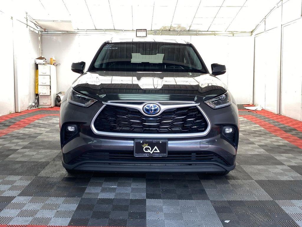 used 2021 Toyota Highlander Hybrid car, priced at $27,990