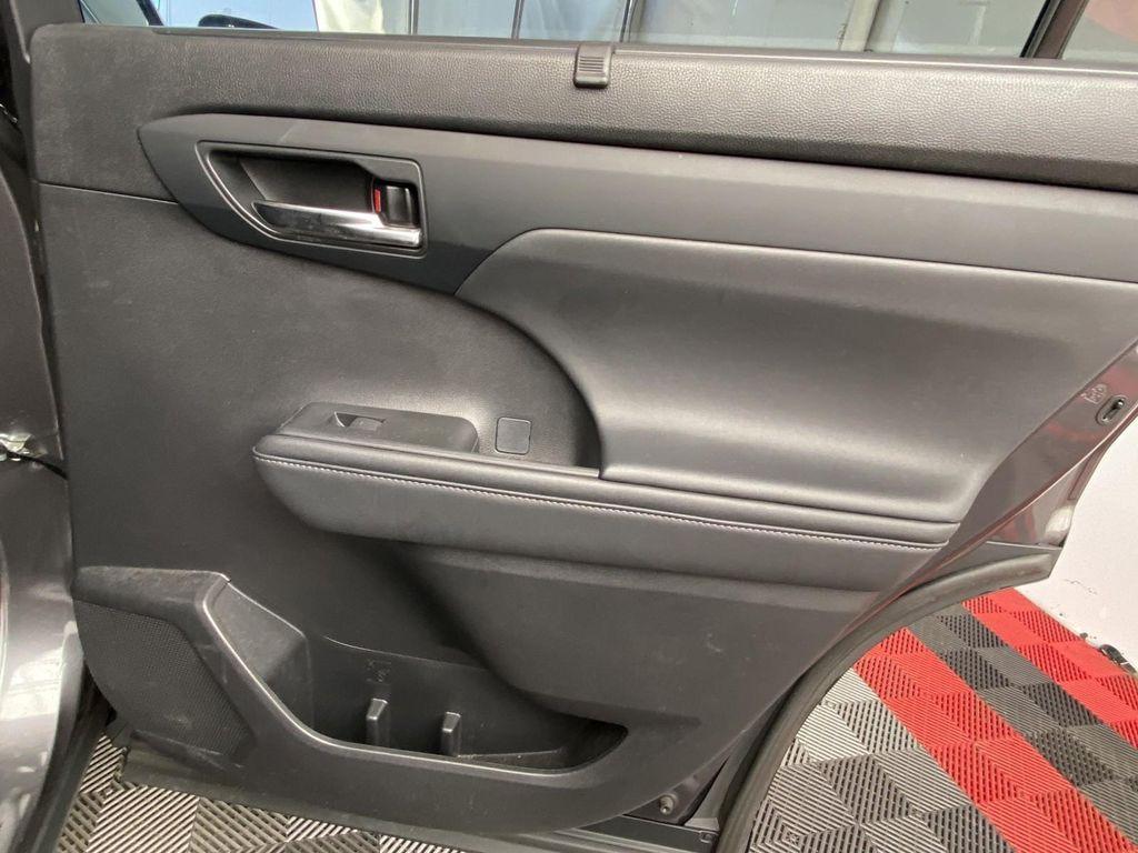 used 2021 Toyota Highlander Hybrid car, priced at $27,990