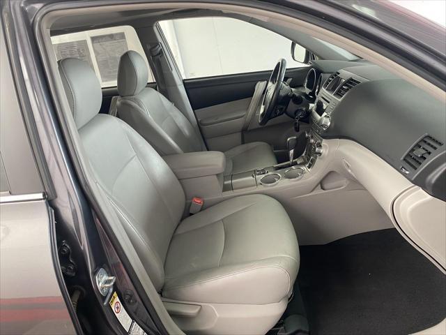 used 2011 Toyota Highlander car, priced at $9,980