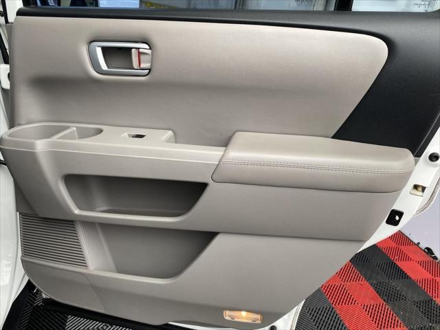 used 2010 Honda Pilot car, priced at $8,990