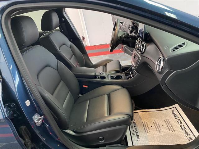 used 2020 Mercedes-Benz GLA 250 car, priced at $23,980