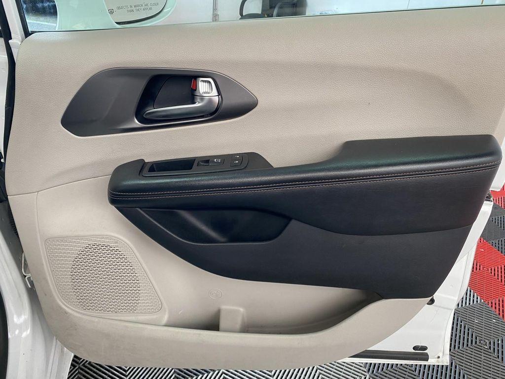 used 2020 Chrysler Pacifica car, priced at $14,288