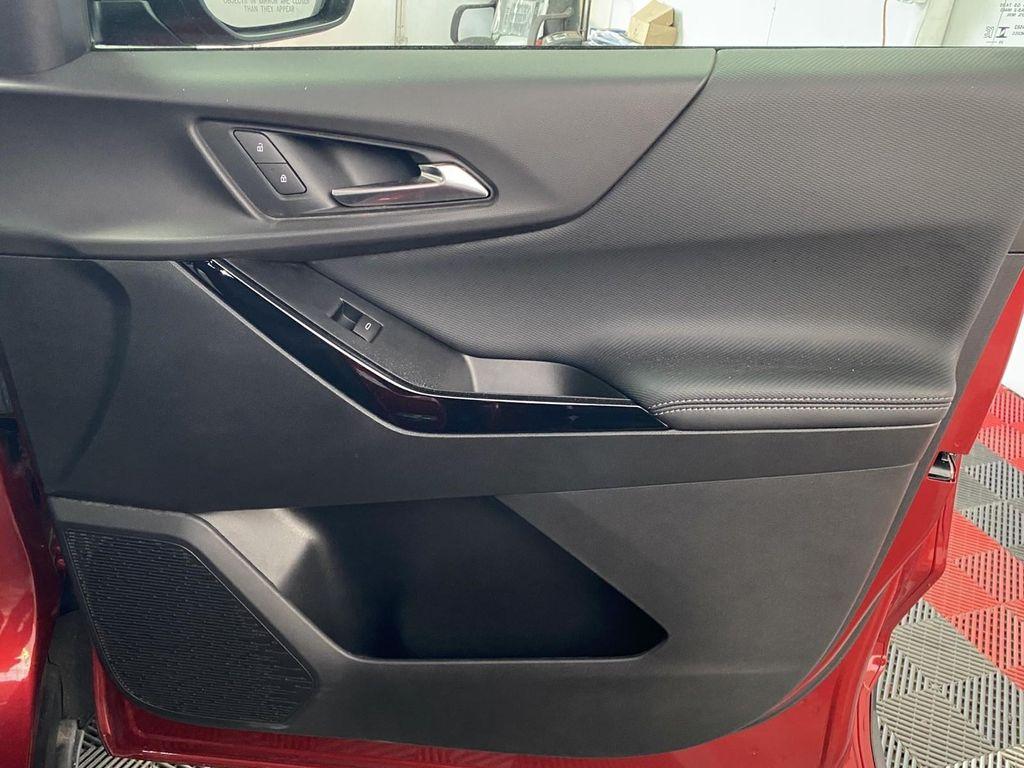 used 2026 Chevrolet Equinox car, priced at $28,488