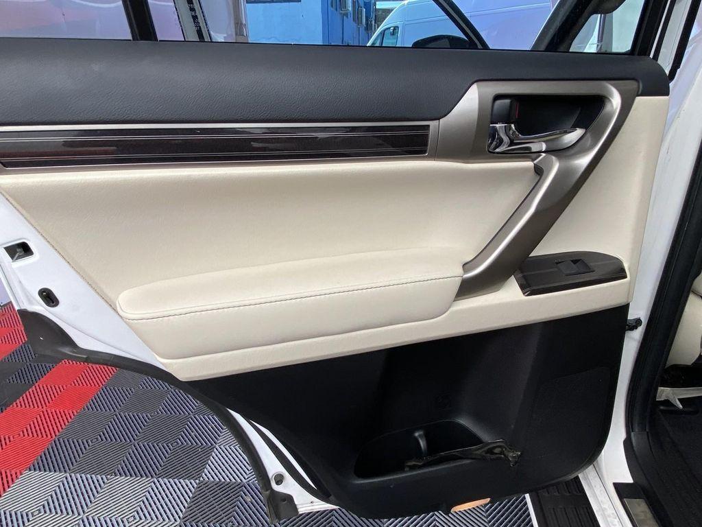 used 2020 Lexus GX 460 car, priced at $31,988