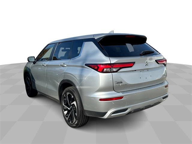 used 2022 Mitsubishi Outlander car, priced at $23,600