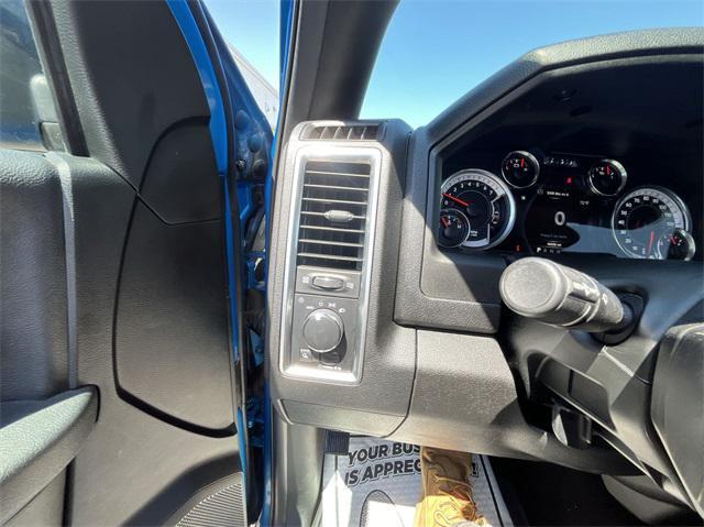 used 2021 Ram 1500 Classic car, priced at $27,900