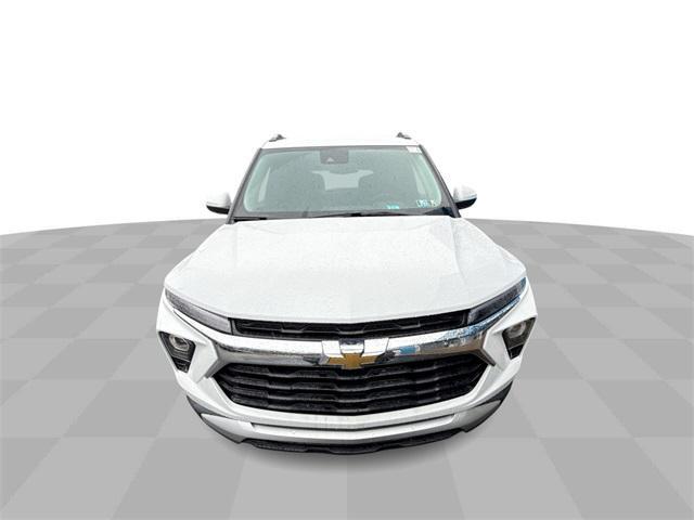 new 2025 Chevrolet TrailBlazer car, priced at $28,780