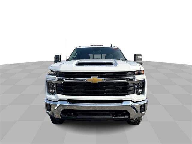 new 2025 Chevrolet Silverado 2500 car, priced at $66,400