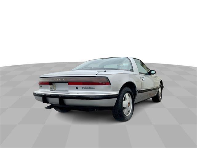 used 1988 Buick Reatta car, priced at $9,200