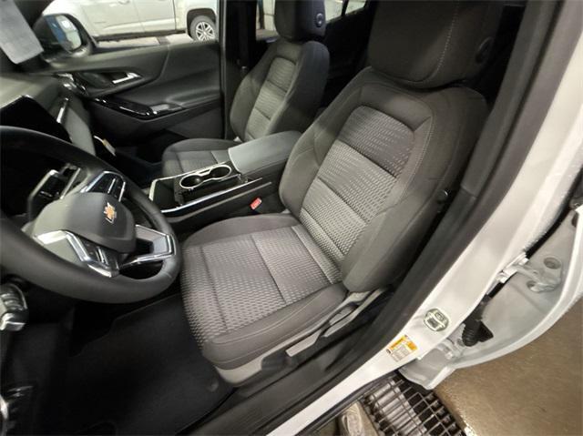 new 2025 Chevrolet Equinox car, priced at $31,995