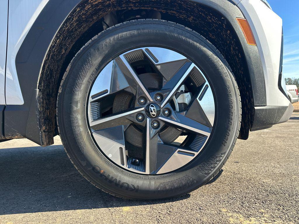 new 2025 Hyundai Tucson car, priced at $27,776