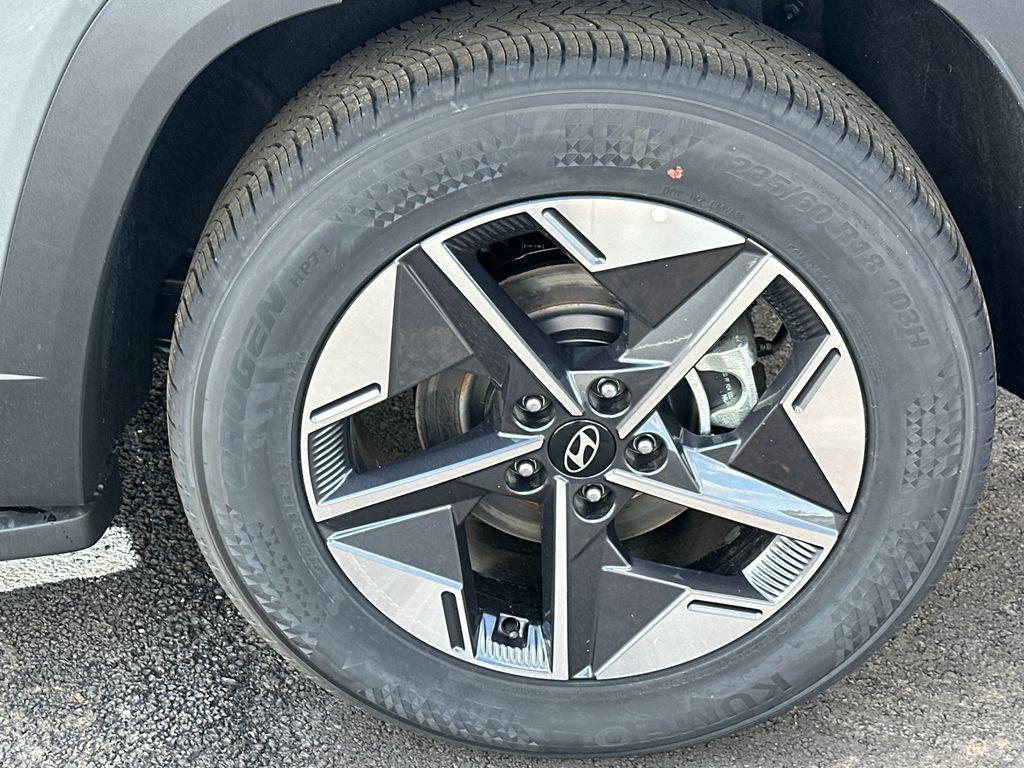 new 2025 Hyundai Tucson car, priced at $27,531
