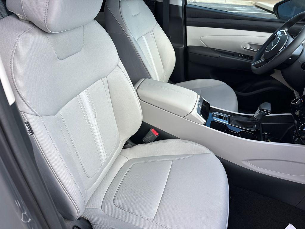 new 2025 Hyundai Tucson car, priced at $27,531