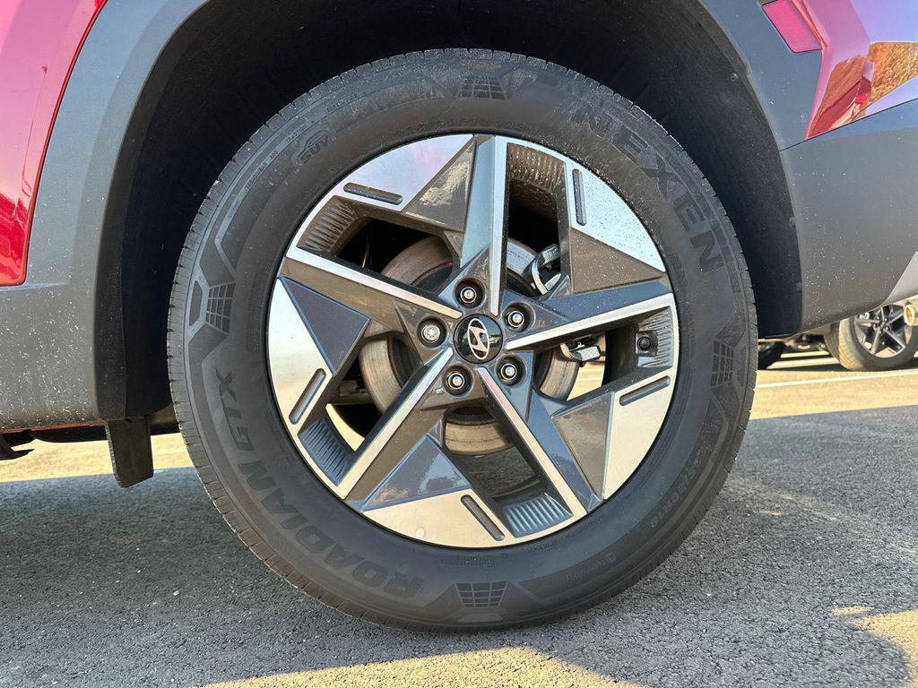 new 2025 Hyundai TUCSON Hybrid car, priced at $32,610