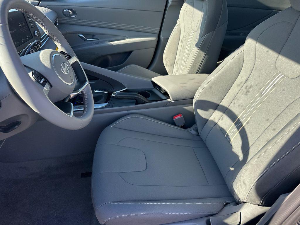 new 2025 Hyundai Elantra car, priced at $21,786