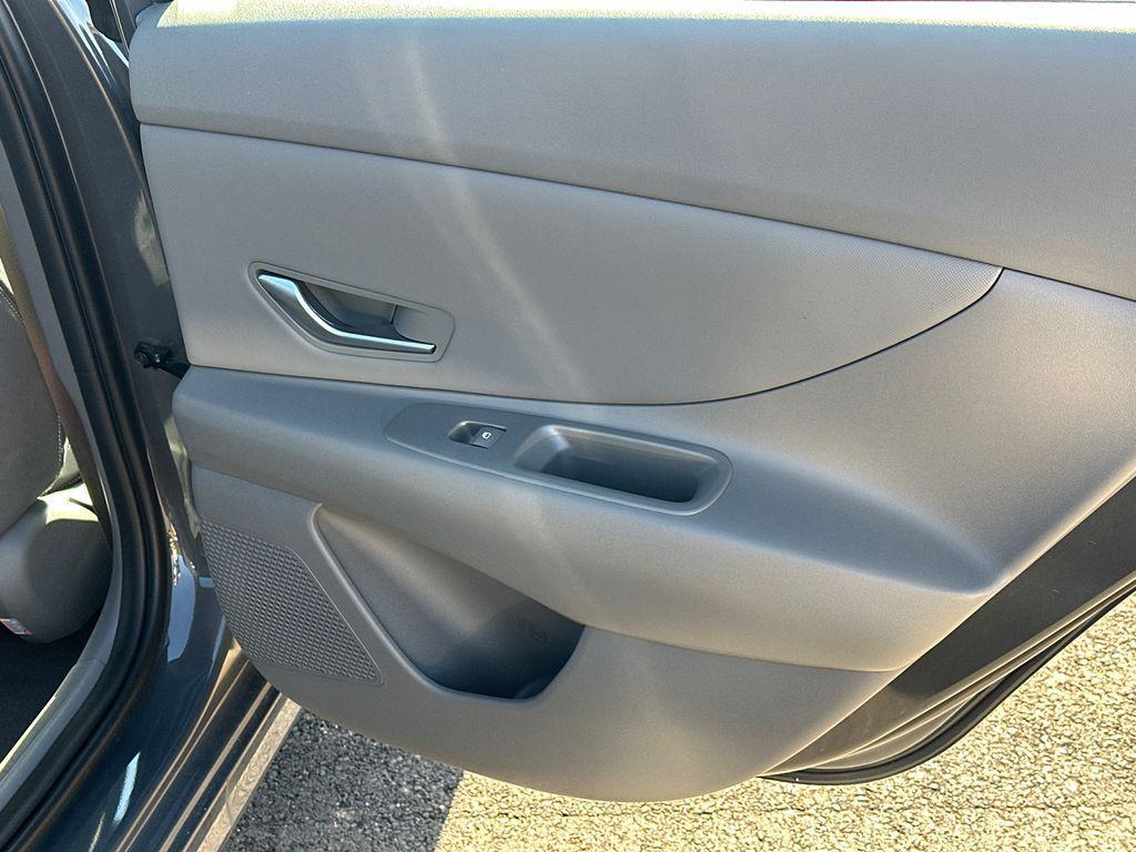 new 2025 Hyundai Elantra car, priced at $21,786