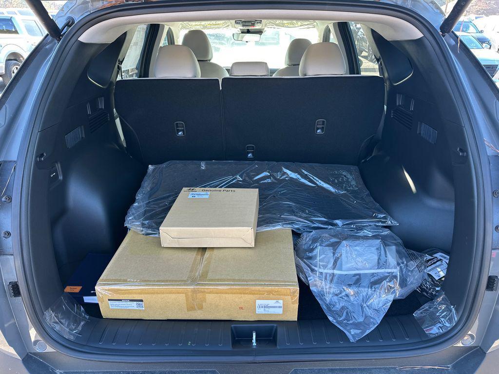 new 2025 Hyundai Tucson car, priced at $27,318