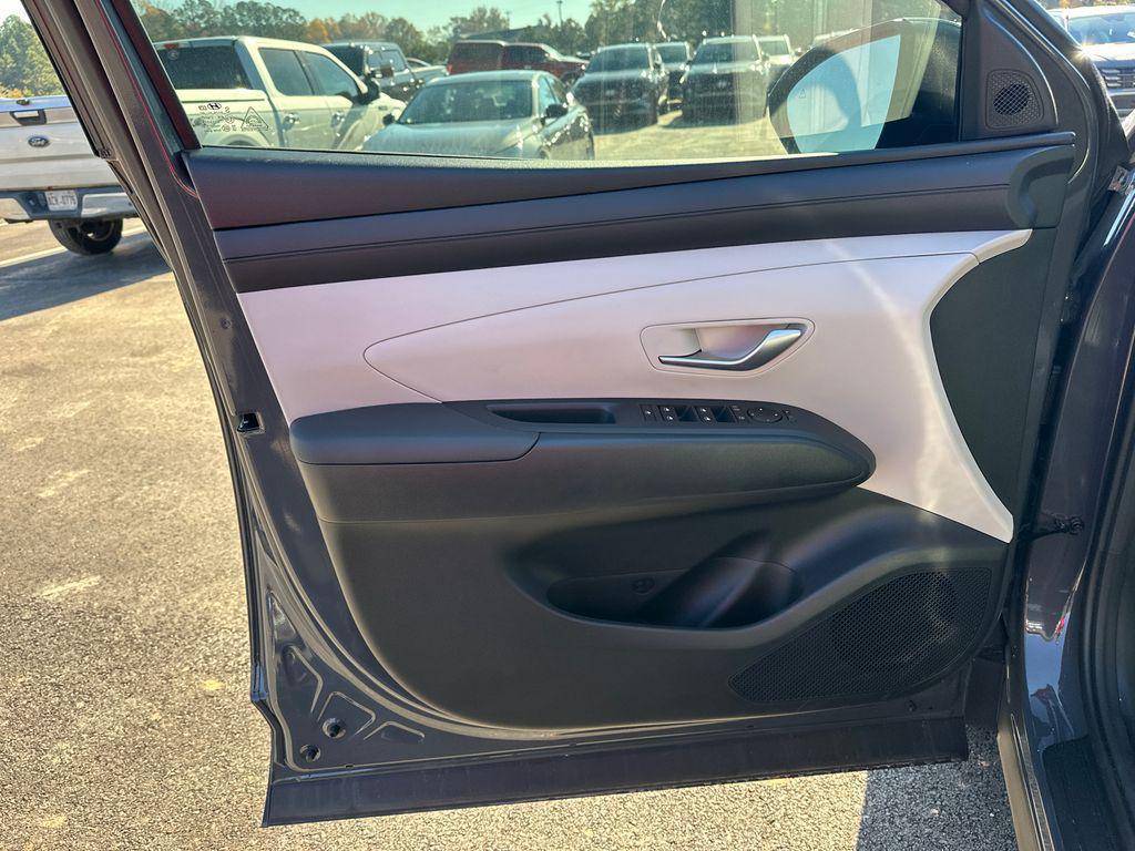 new 2025 Hyundai Tucson car, priced at $27,258