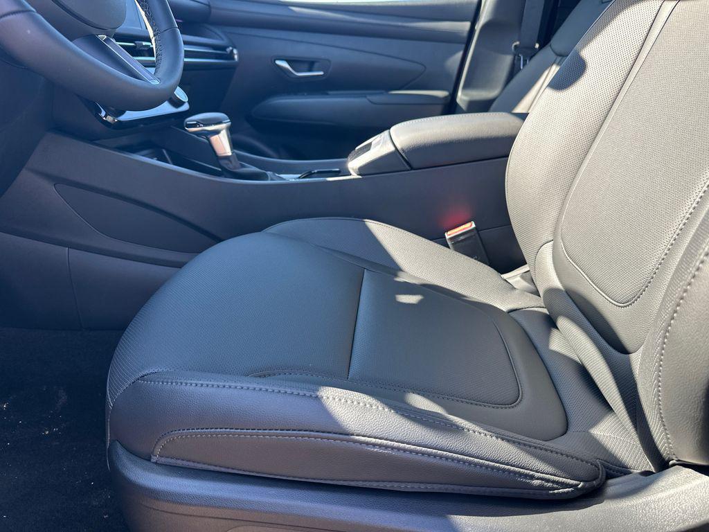 new 2025 Hyundai Tucson car, priced at $28,894