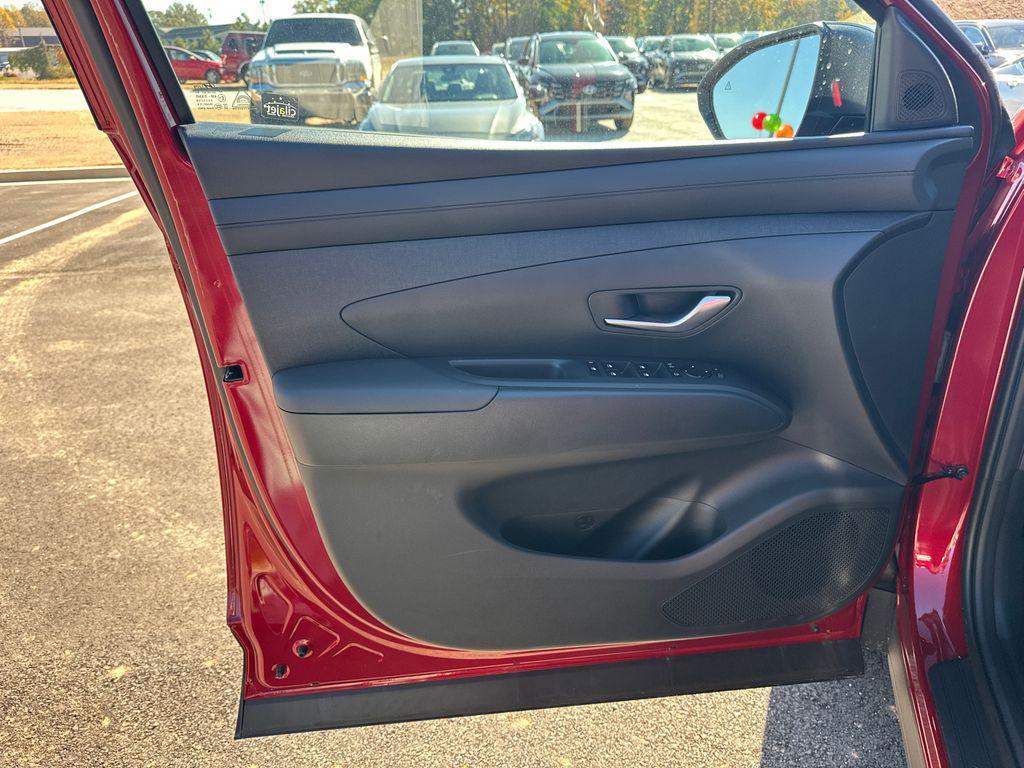 new 2025 Hyundai Tucson car, priced at $28,894