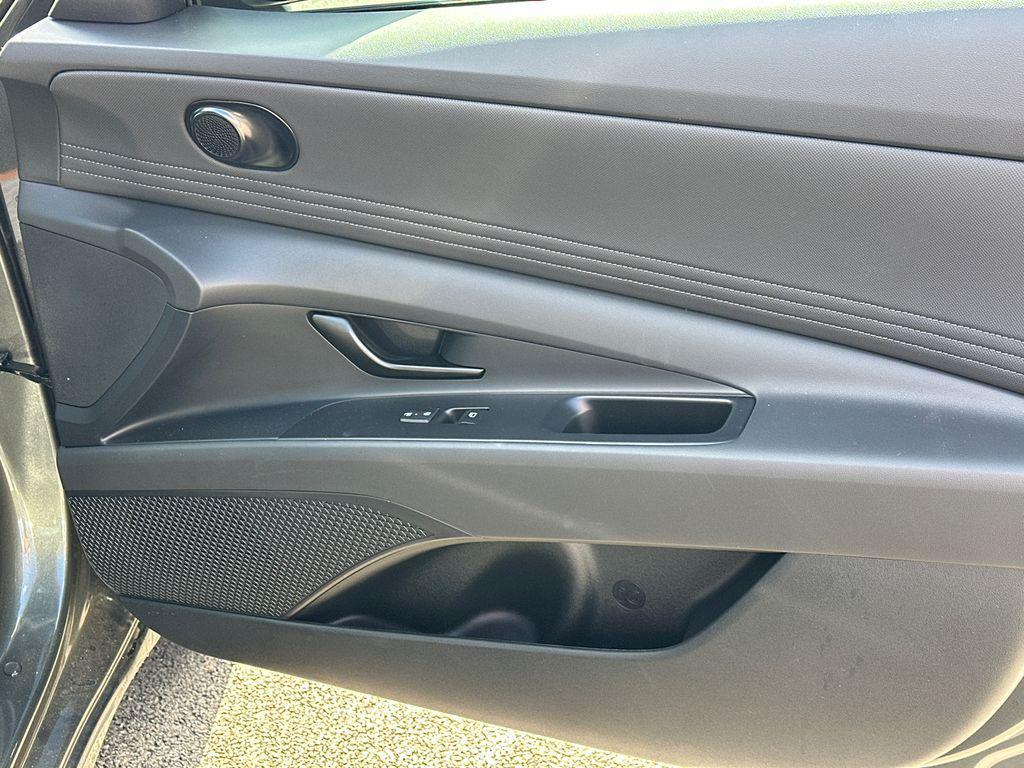 new 2025 Hyundai ELANTRA HEV car, priced at $24,710