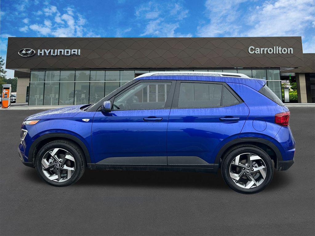 new 2025 Hyundai Venue car, priced at $22,090