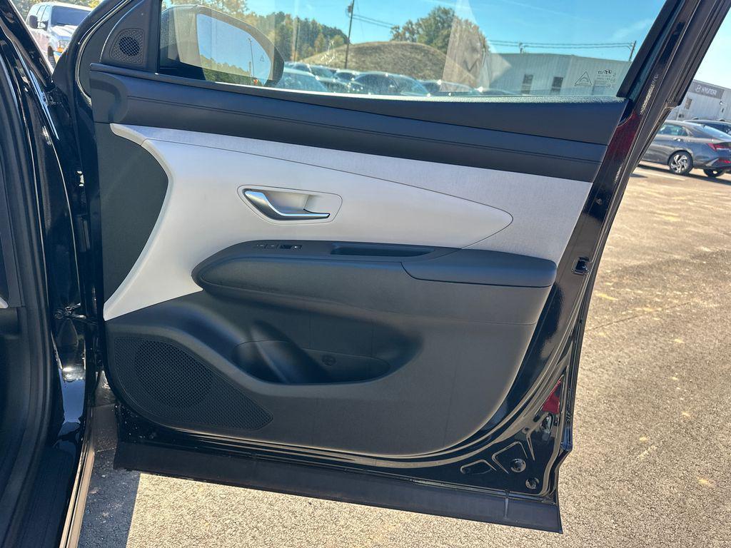 new 2025 Hyundai Tucson car, priced at $29,485
