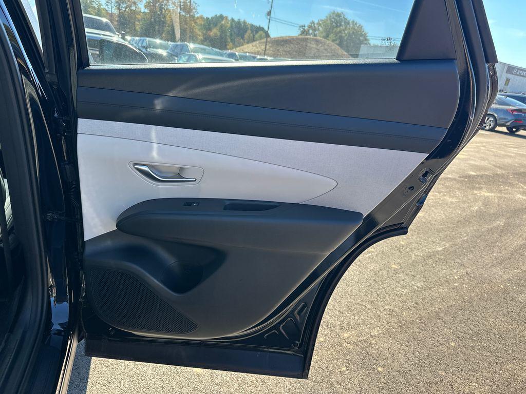 new 2025 Hyundai Tucson car, priced at $29,485