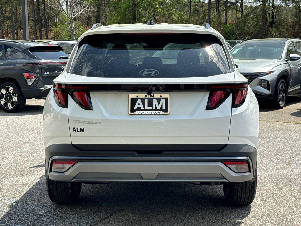 new 2025 Hyundai Tucson car, priced at $27,618