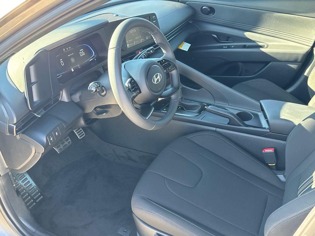 new 2025 Hyundai Elantra car, priced at $21,255