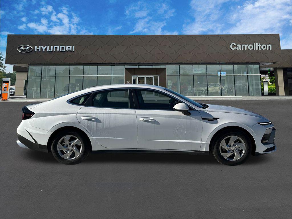 new 2025 Hyundai Sonata car, priced at $24,085