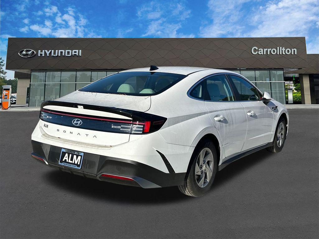 new 2025 Hyundai Sonata car, priced at $24,085