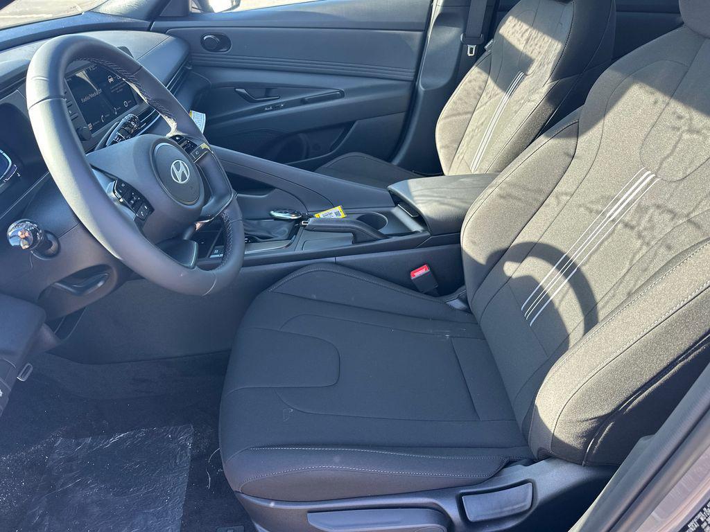 new 2025 Hyundai Elantra car, priced at $21,748