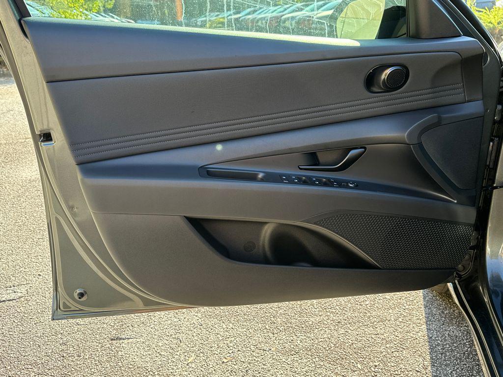 new 2025 Hyundai Elantra car, priced at $21,672