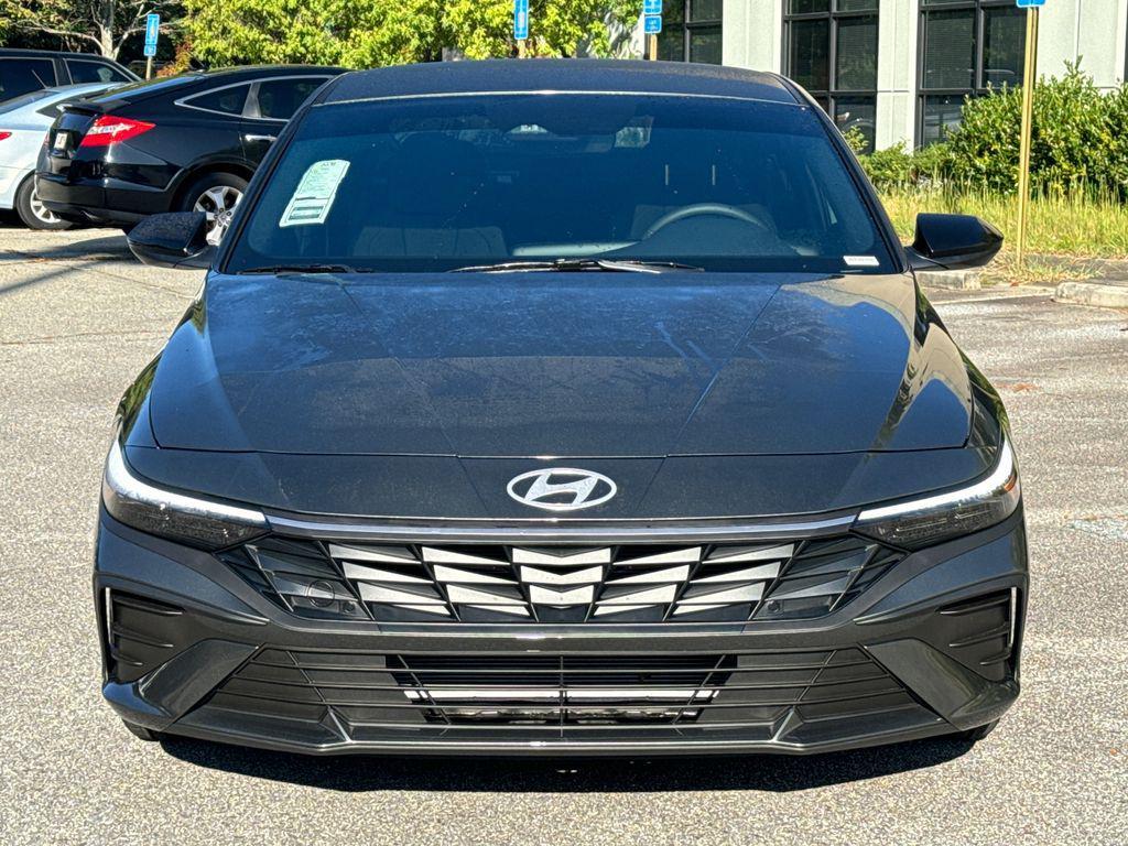 new 2025 Hyundai Elantra car, priced at $21,672