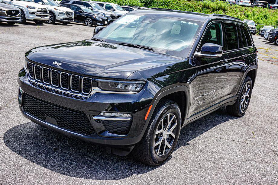 used 2024 Jeep Grand Cherokee car, priced at $32,920
