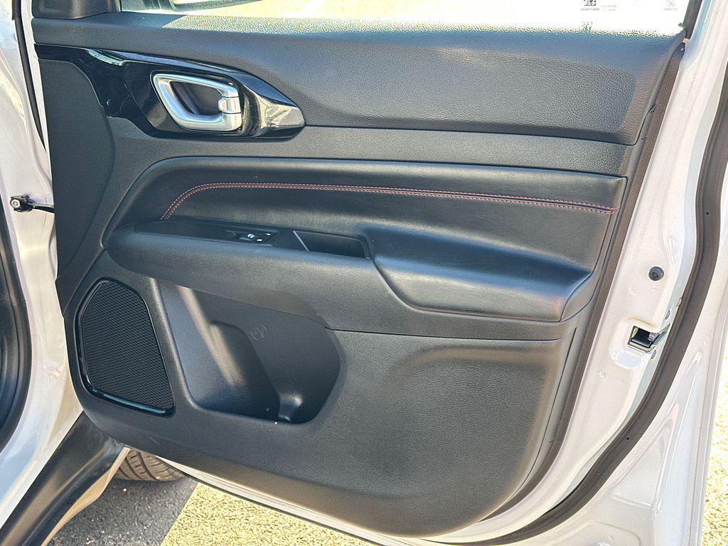 used 2024 Jeep Compass car, priced at $24,420