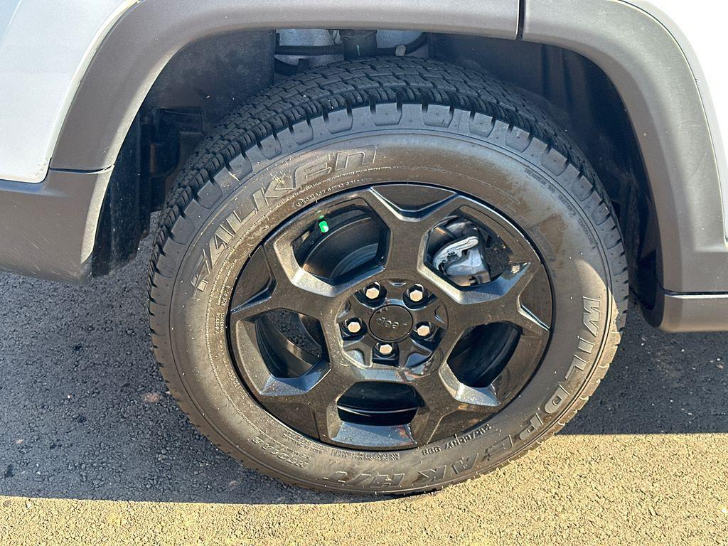 used 2024 Jeep Compass car, priced at $24,420