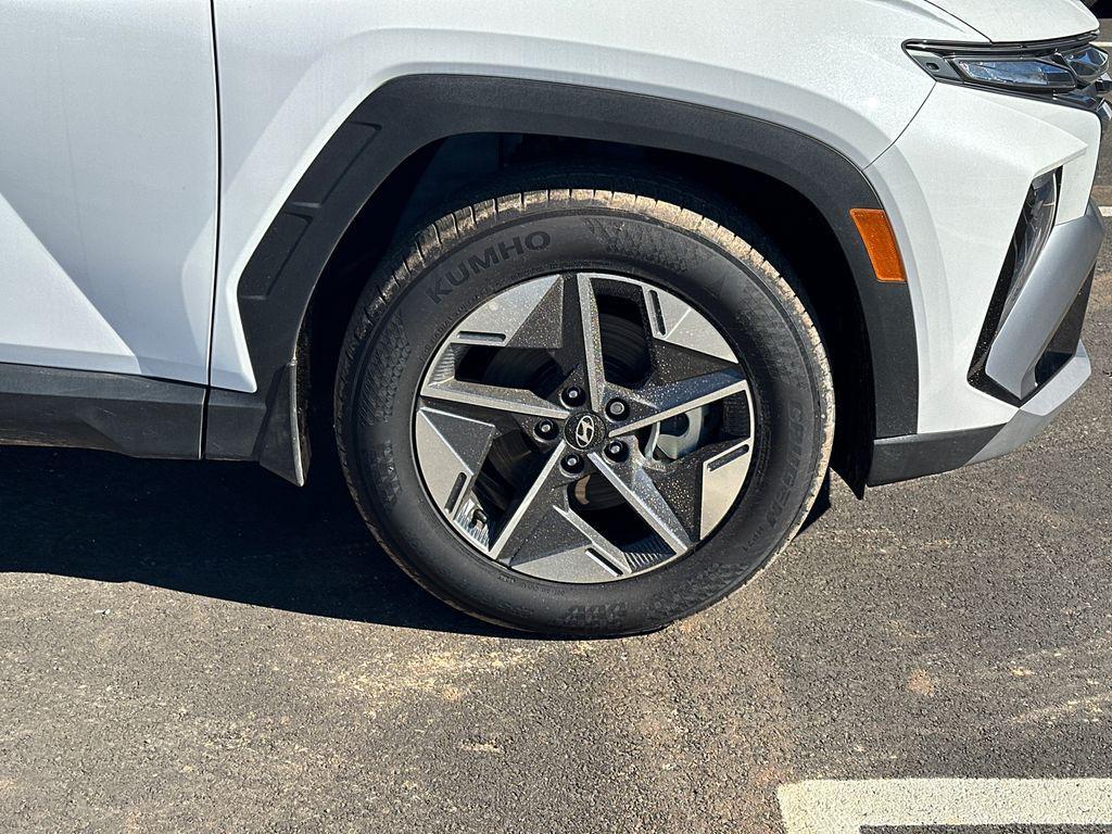 new 2025 Hyundai Tucson car, priced at $27,730