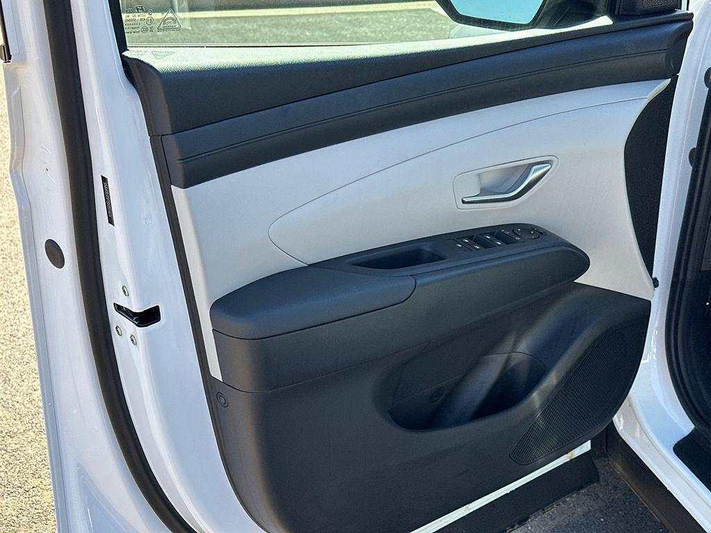 new 2025 Hyundai Tucson car, priced at $27,730