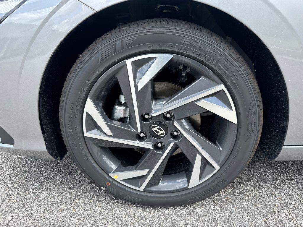 new 2025 Hyundai Elantra car, priced at $21,255